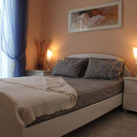 Holiday Apartment ฟิออยิตา ภายนอก รูปภาพ